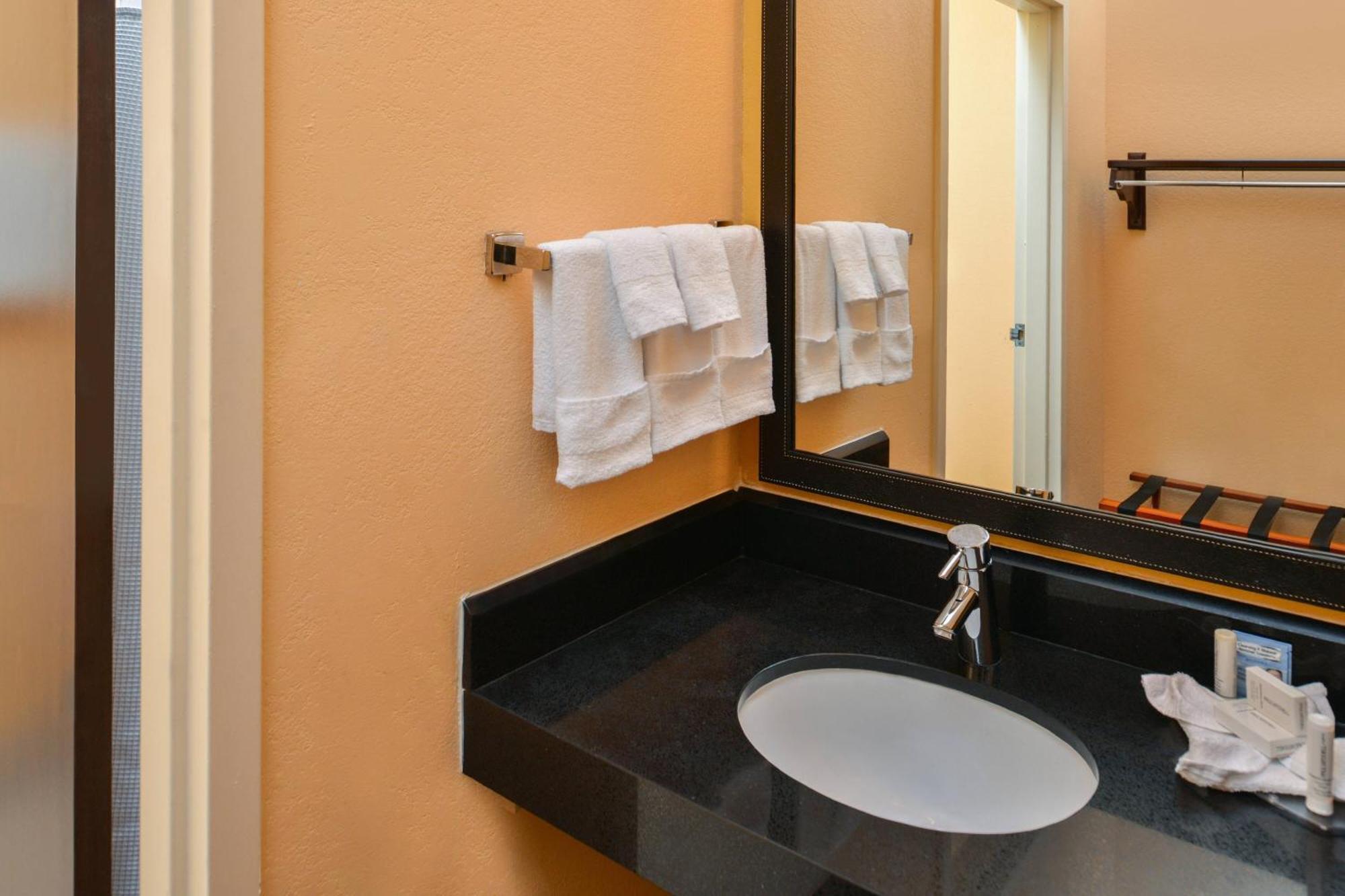 Fairfield Inn & Suites Beaumont Buitenkant foto