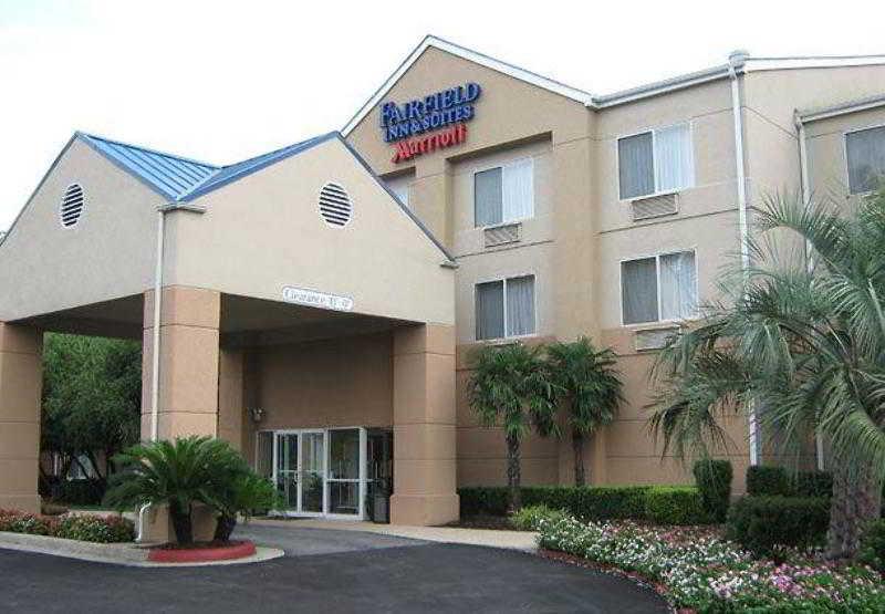 Fairfield Inn & Suites Beaumont Buitenkant foto